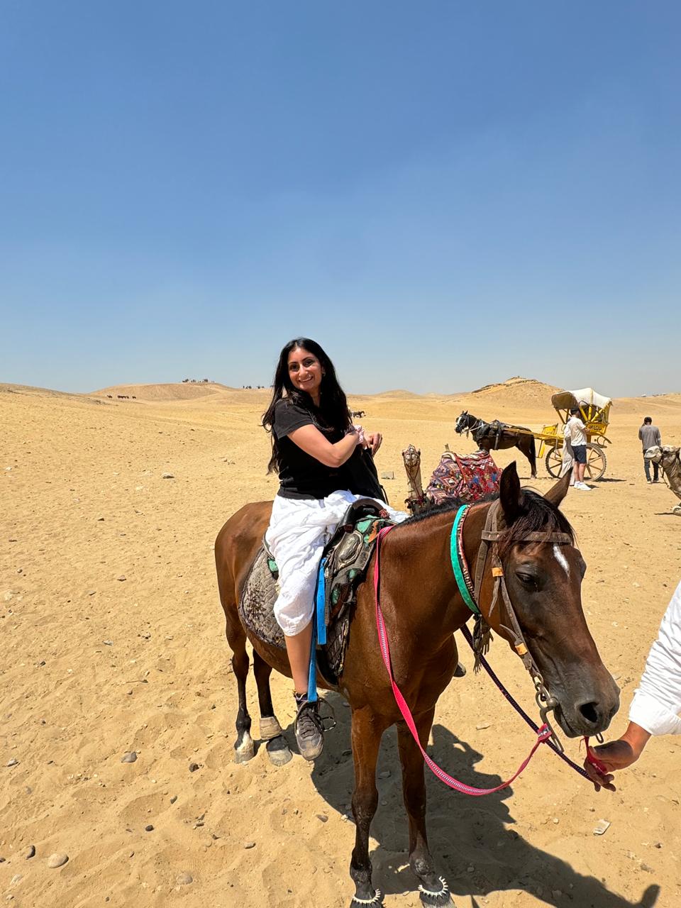 Horse ride on the dunes near the pyramids